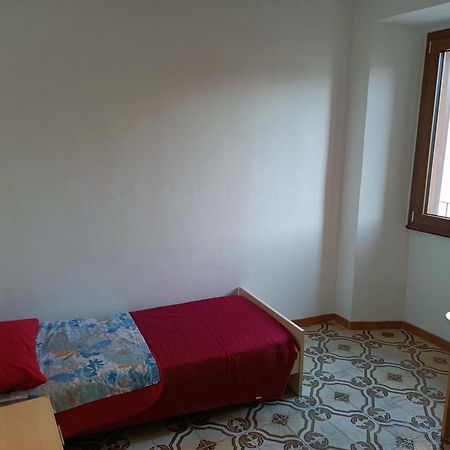 Casa Vacanze Sulmona Centro Exterior foto